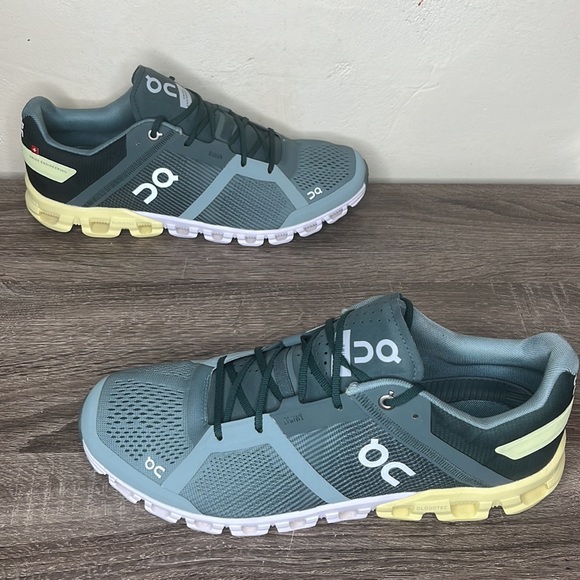 On cloud cloudflow 2.0 sea limelight 9 NWOT - Picture 2 of 13